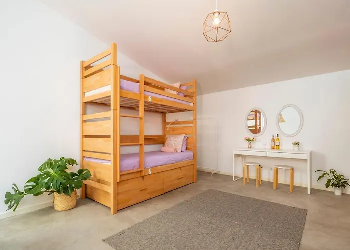 Female Hostel Distrikt Distrikt Faro